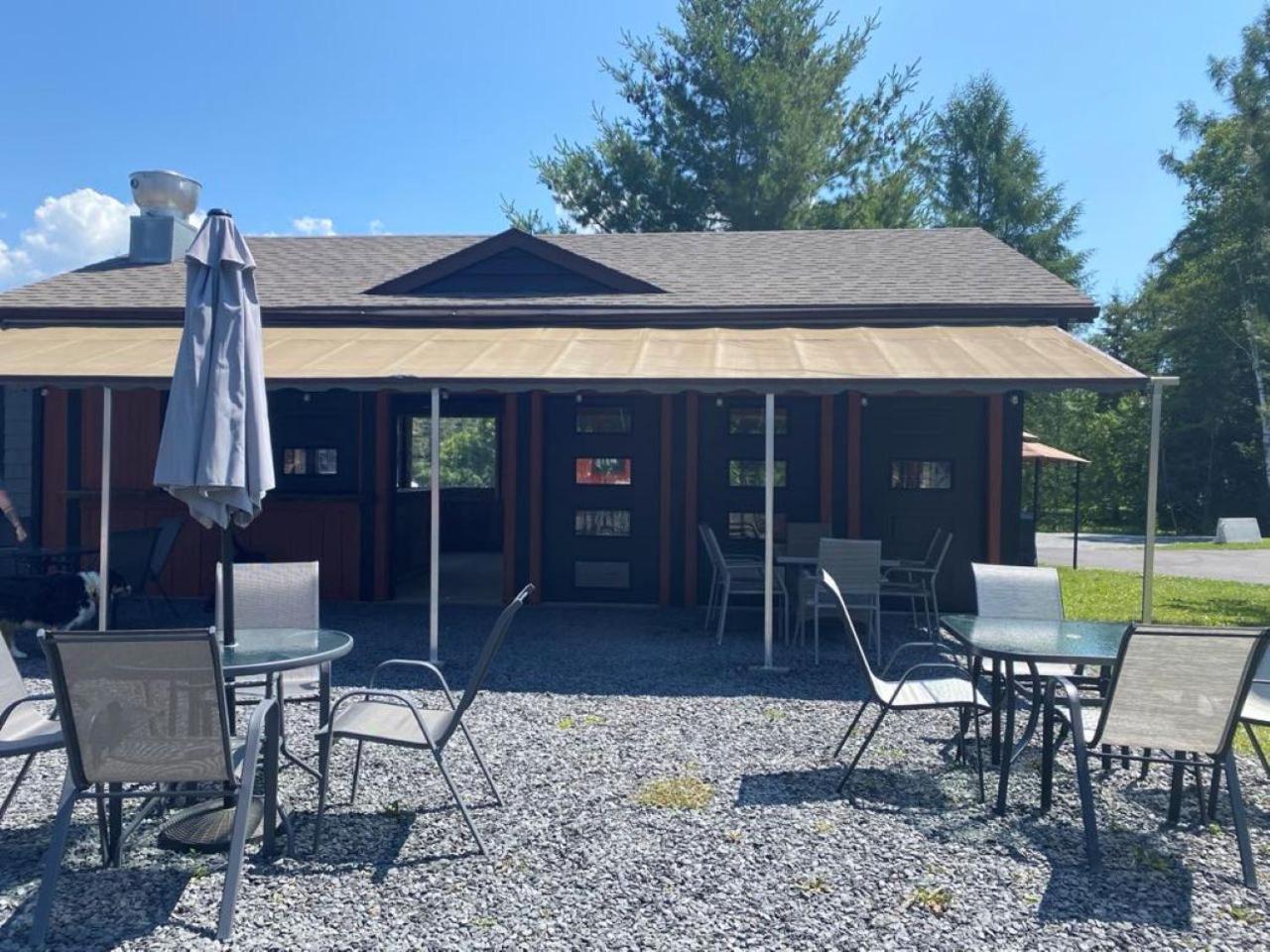 Auberge Micky Inc Edmundston Exteriér fotografie