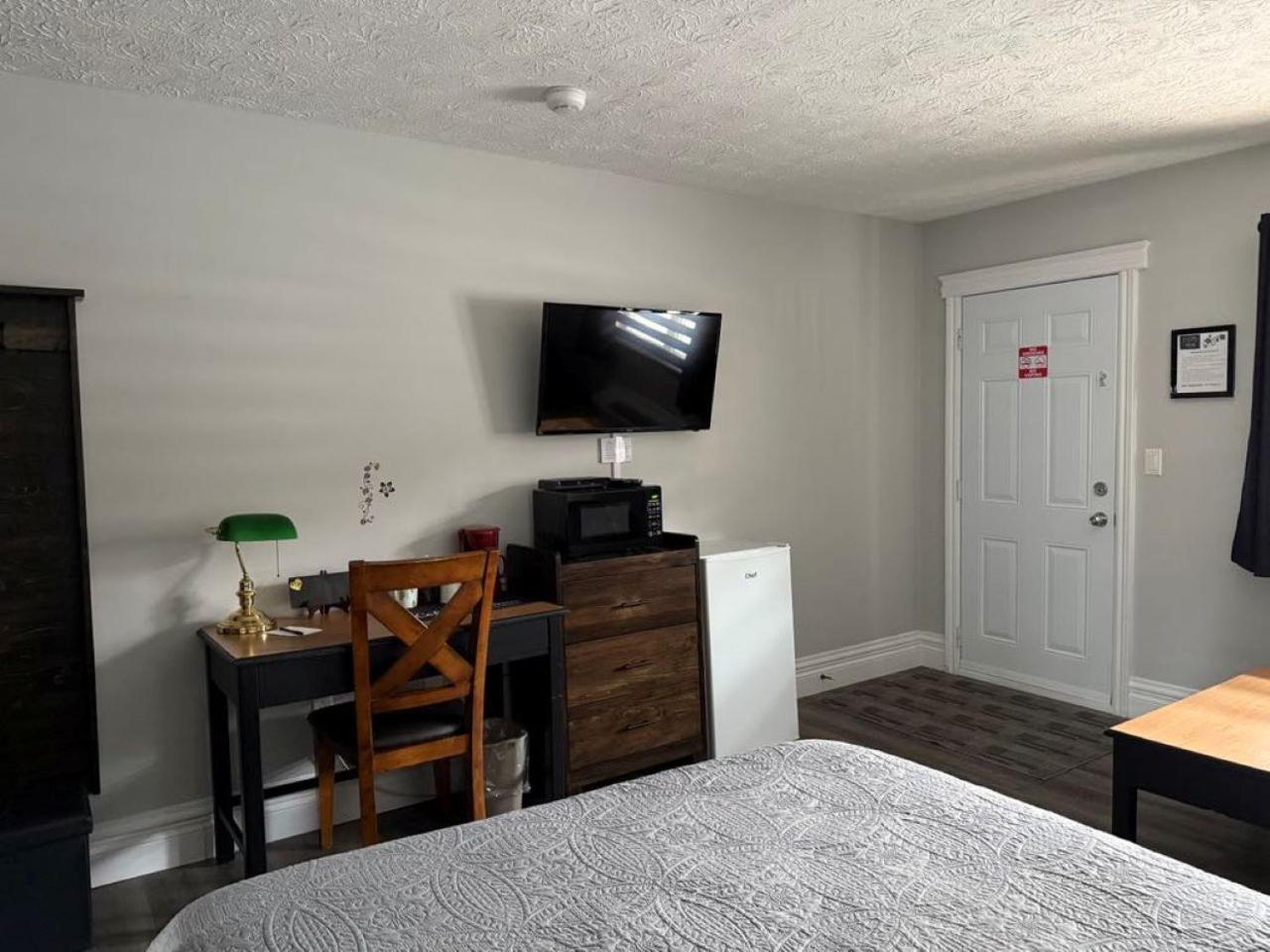 Auberge Micky Inc Edmundston Exteriér fotografie